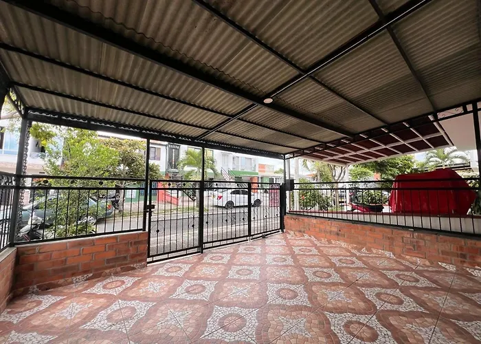 Casa Amplia Cerca A Ukumari Parque Consota Y Excelentes Restaurantes